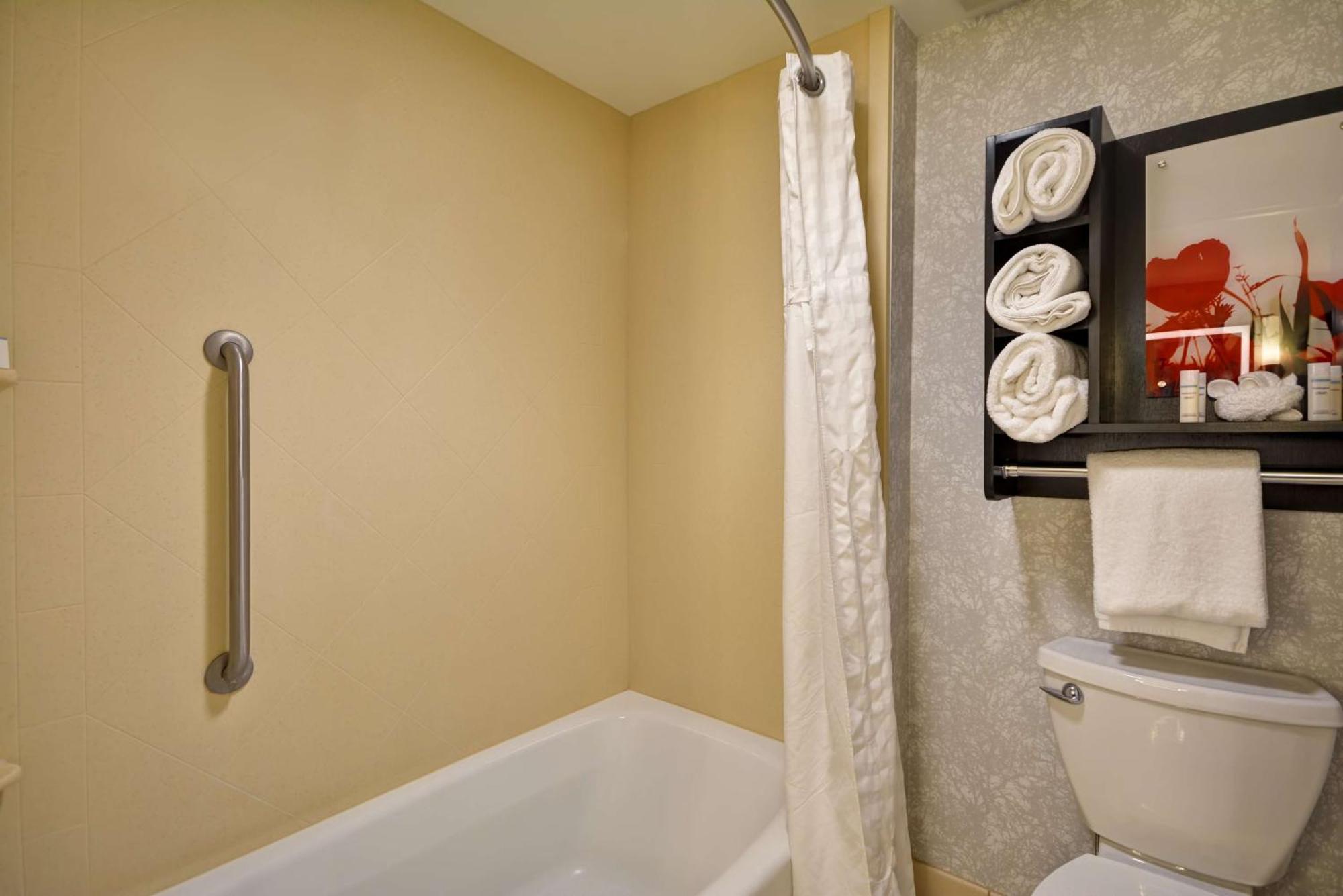 The Homewood Suites By Hilton Ithaca Eksteriør bilde